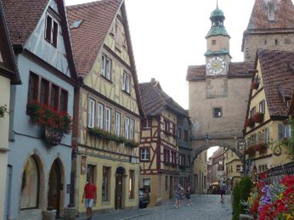 Pension Elke Rothenburg 로텐부르크 옵 데어타우버 외부 사진